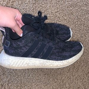 women’s addis’s NMD size 9